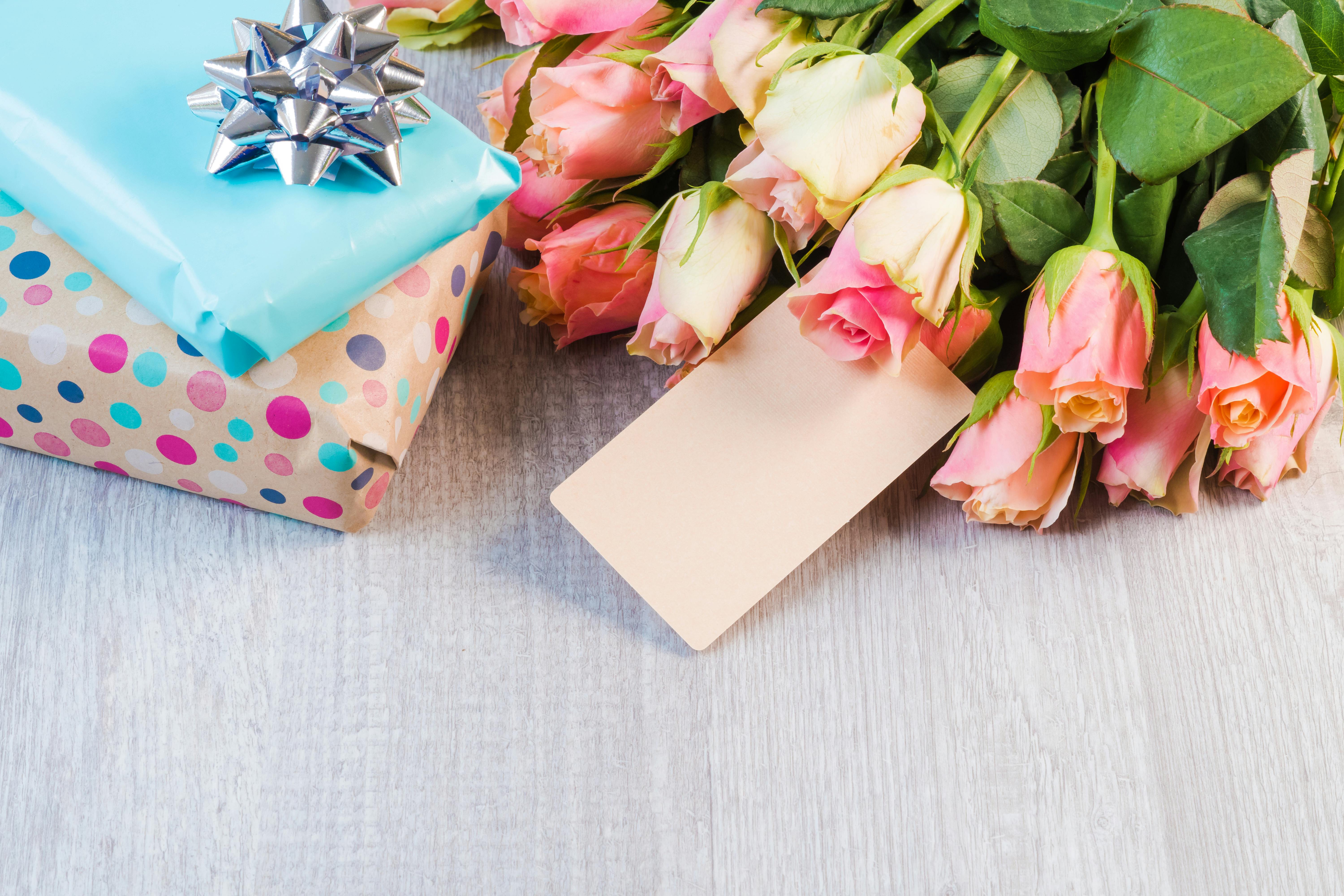 Free stock photo of birthday, birthday gift, flower