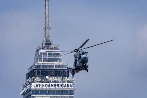 Kostenloses Stock Foto zu fliegen, hubschrauber, lokale sehenswürdigkeiten