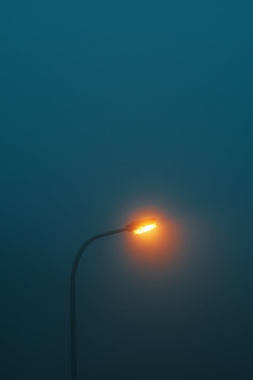 Kostnadsfri bild av dimma, gatlykta, mörker