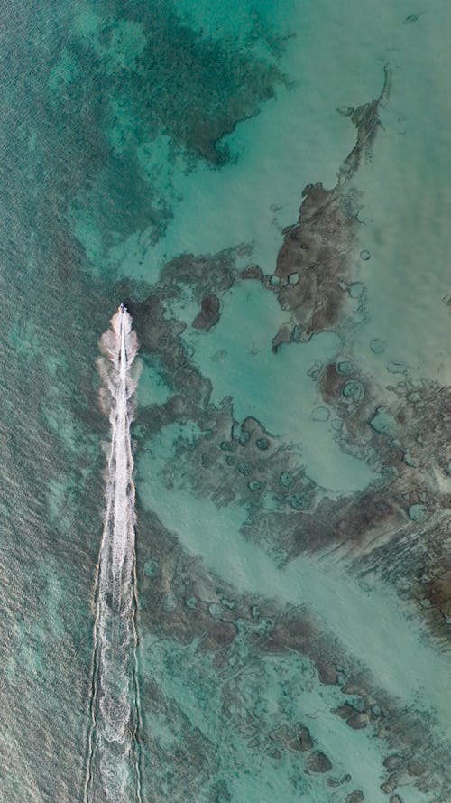 Imagine de stoc gratuită din barcă cu motor, fotografie cu drona, fotografiere verticală