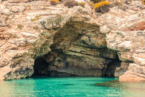 Kostnadsfri bild av grotta, hav, havsstrand