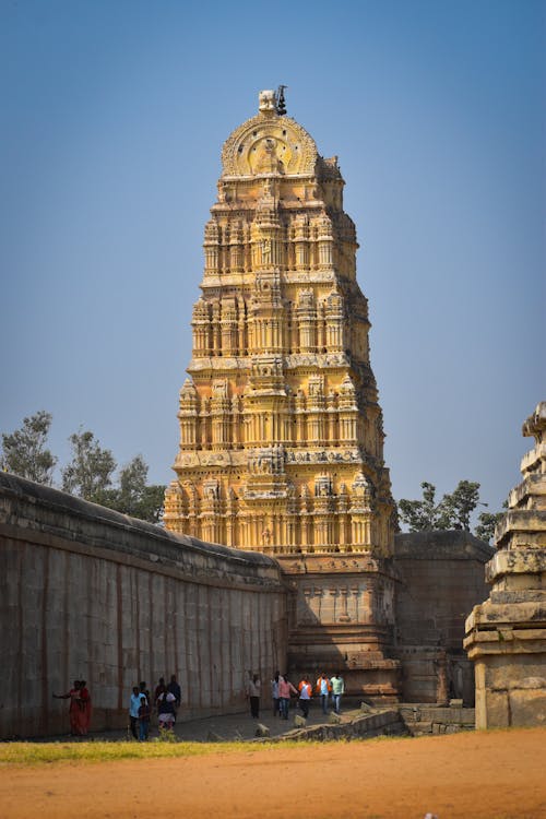 antik mimari, hampi, hindistan'da renkler içeren Ücretsiz stok fotoğraf