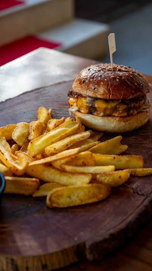 Foto profissional grátis de almoço, batata frita, comida rápida