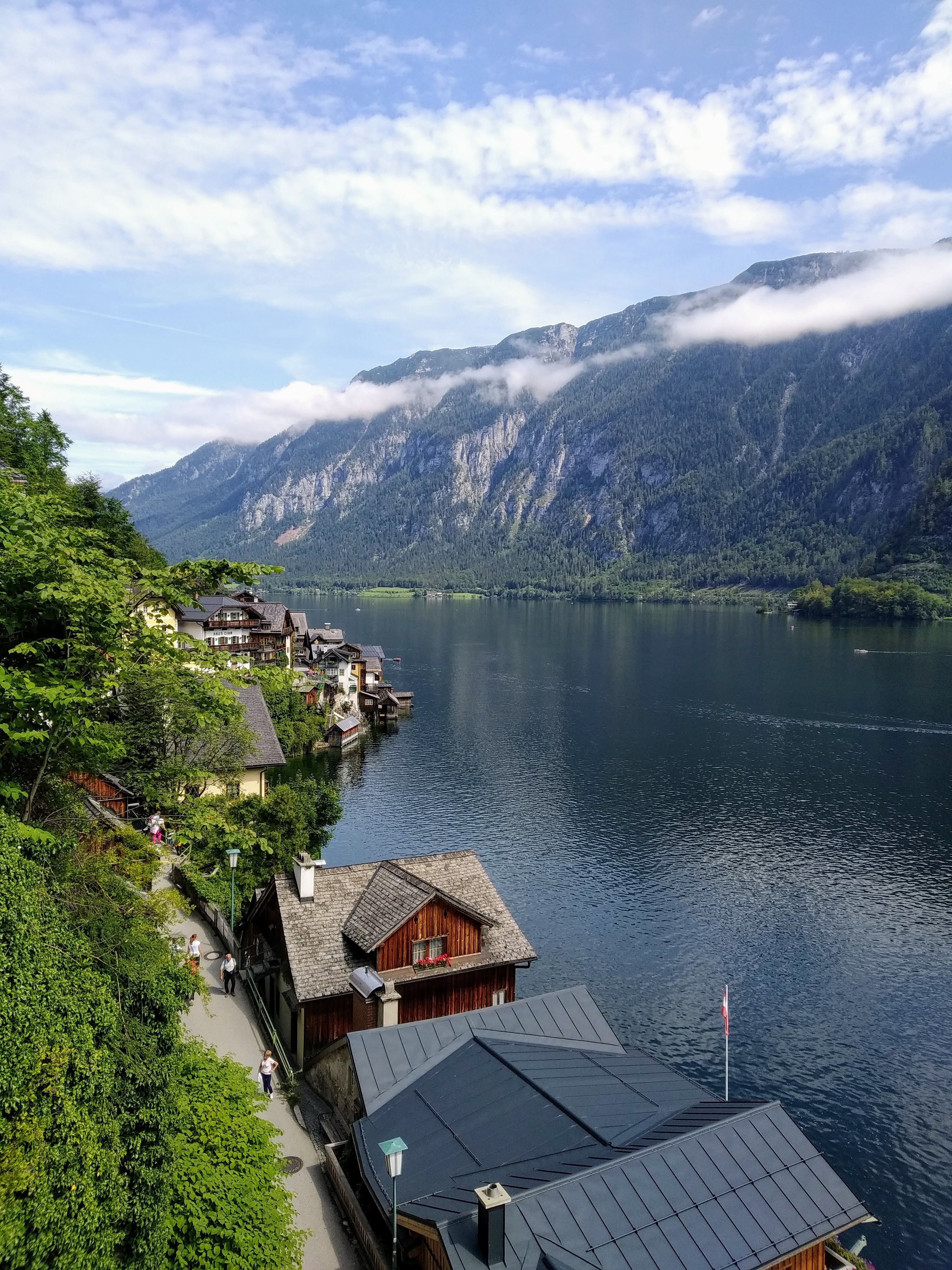 Hallstatt Austria: ghid complet pentru cel mai fotogenic sat