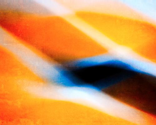 Free Dynamic abstract artwork featuring bold orange and blue stripes with a blurred effect. Stock Photo