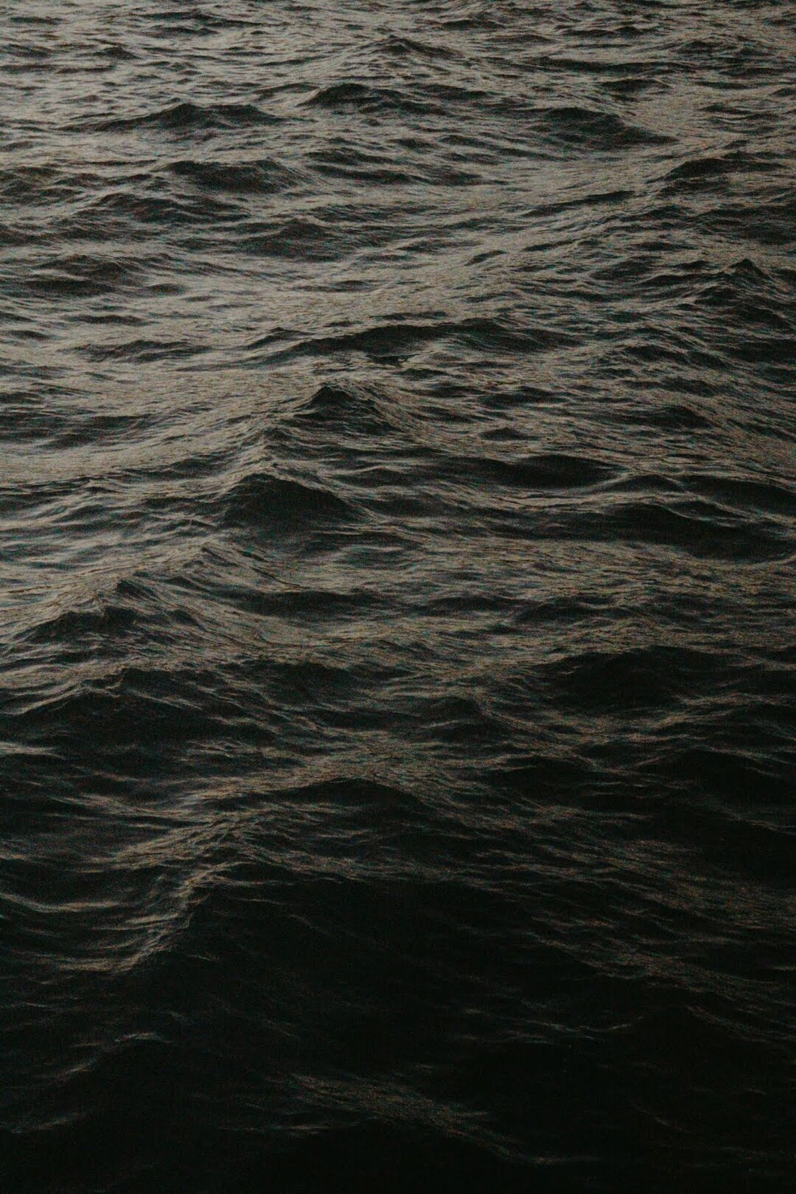 Dark Ocean Texture 4K wallpaper