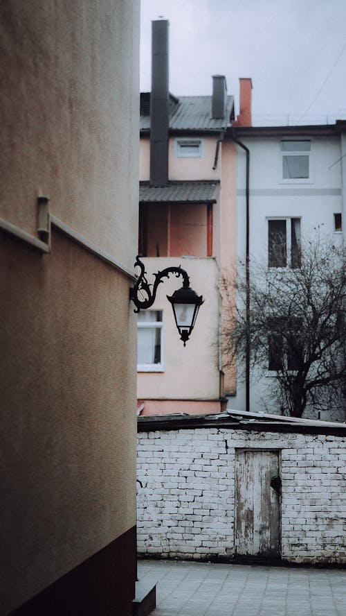 Darmowe zdjęcie z galerii z budynek, lampa, miasta