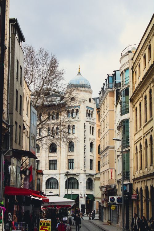 Free Vibrant street in İstanbul showcasing historic architecture and lively urban activity. Stock Photo