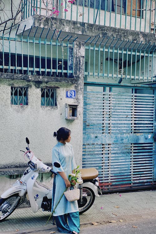 Fotobanka s bezplatnými fotkami na tému ao dai, bary, budova