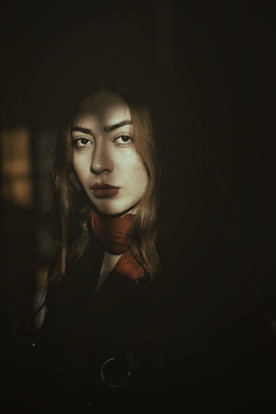 Portrait in low evening light — Mokhalad Musavi on Pexels