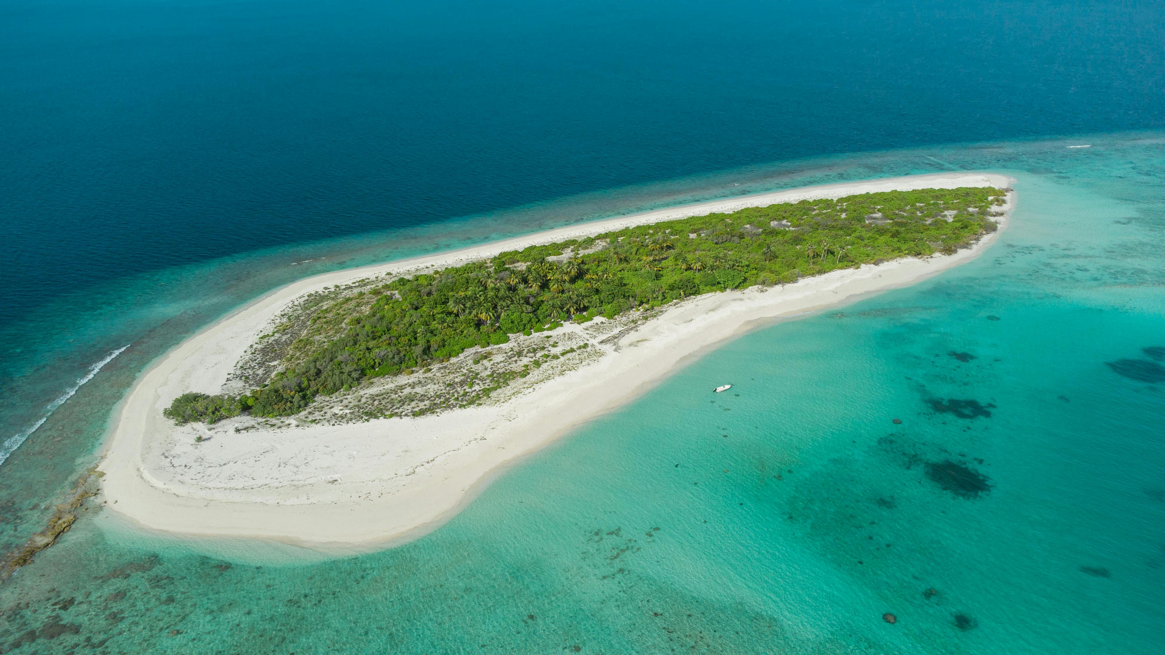 Mirihi Island Resort | Passport Travel Diaries, image size:4000x2250