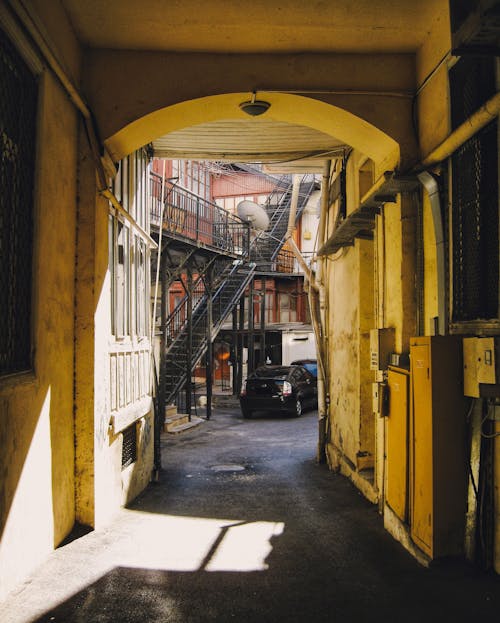 Fotos de stock gratuitas de calle, calles de la ciudad, edificio