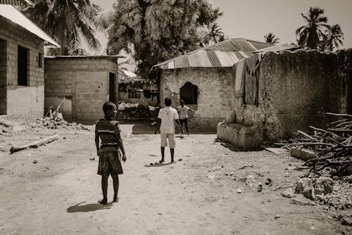 Foto profissional grátis de aldeia, aldeias, crianças