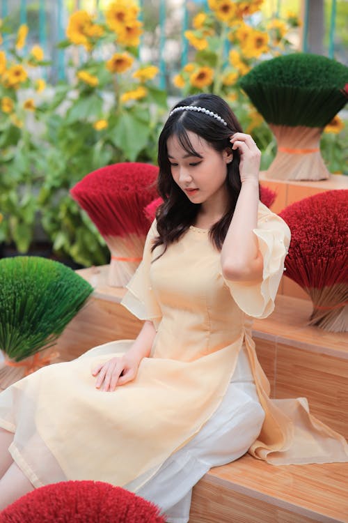 Ilmainen kuvapankkikuva tunnisteilla aasialainen nainen, eleganssi, hiusten kiinnittäminen