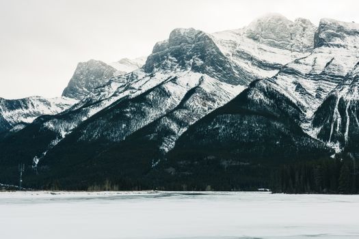 Stunning view of snow-covered mountains in Banff National Park during winter.