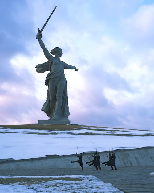 Δωρεάν στοκ φωτογραφιών με volgograd, άγαλμα, άνδρες