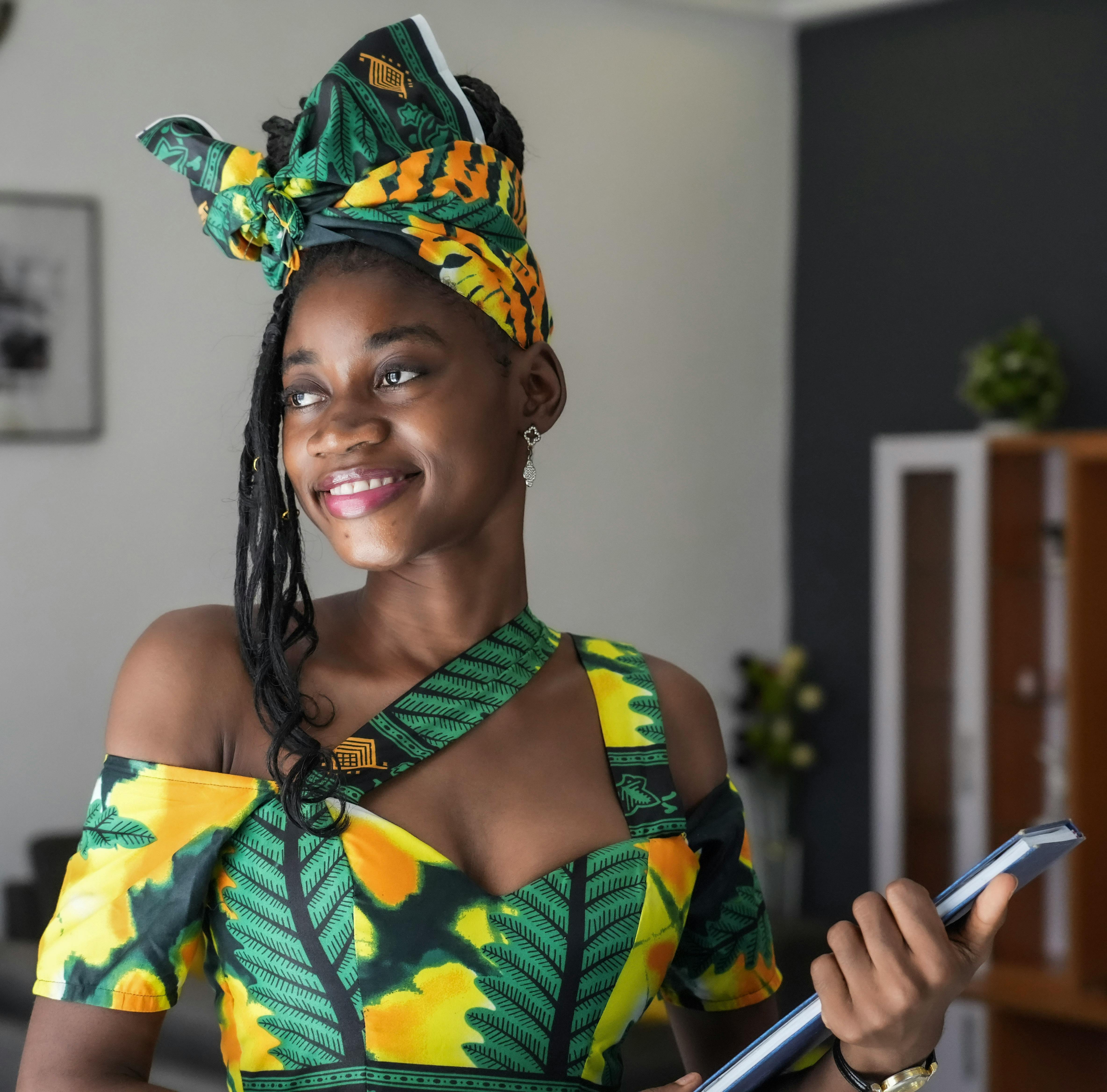 Lwazi Bam Joins MTN Group Executive Committee as Group Chief Risk Officer - The Fast Mode — Photo by CHRISTIAN BARDOT on Pexe
