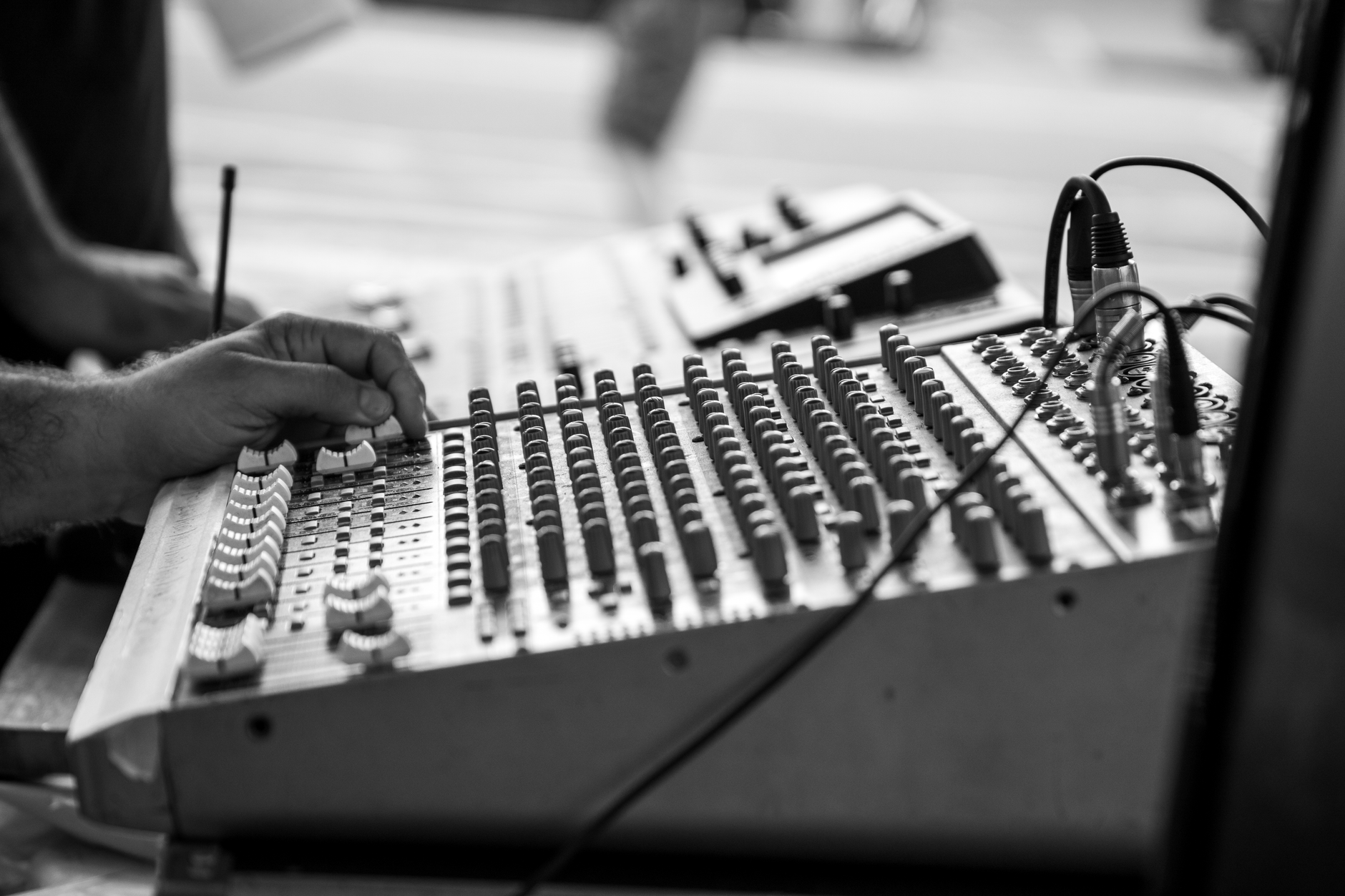 FL Gain Discipline Producer adjusting mixer gain for Camel Crusher FL Studio routing