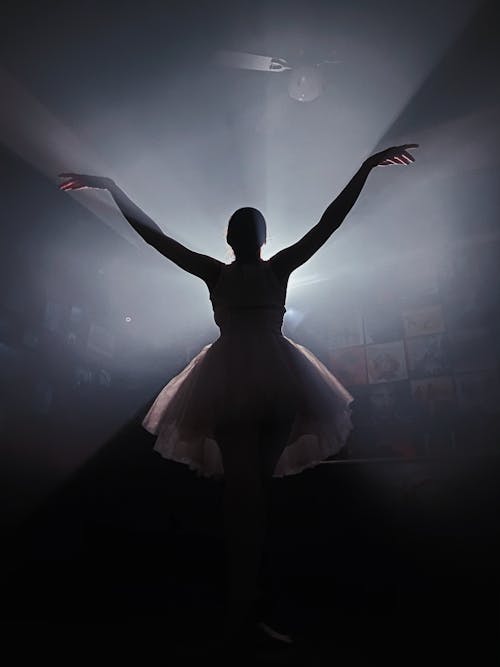 Imagine de stoc gratuită din balerină, brațele ridicate, dansatoare de balet