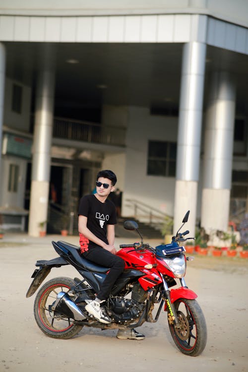 Free stock photo of handsome pro biker, pro bd biker gixxer, red suzuki gixxer biker images