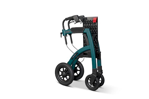 Foldable all terrain rollator walker