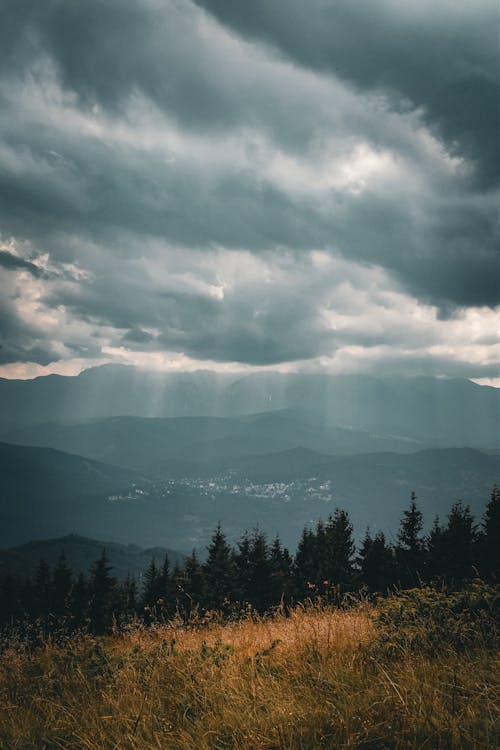 Overcast over Valley