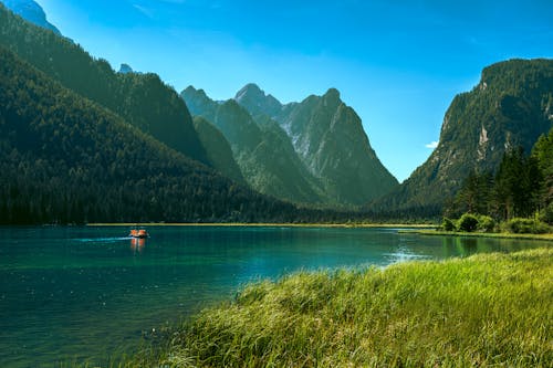 Dolomites lake