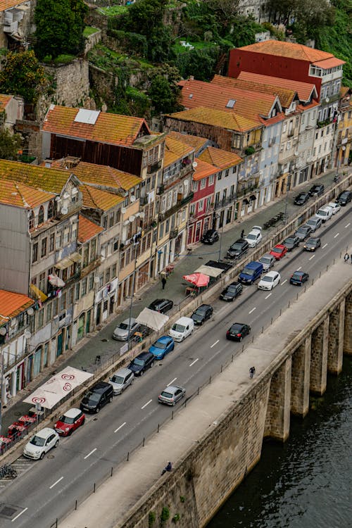 Kostenloses Stock Foto zu autos, drohne erschossen, geparkt