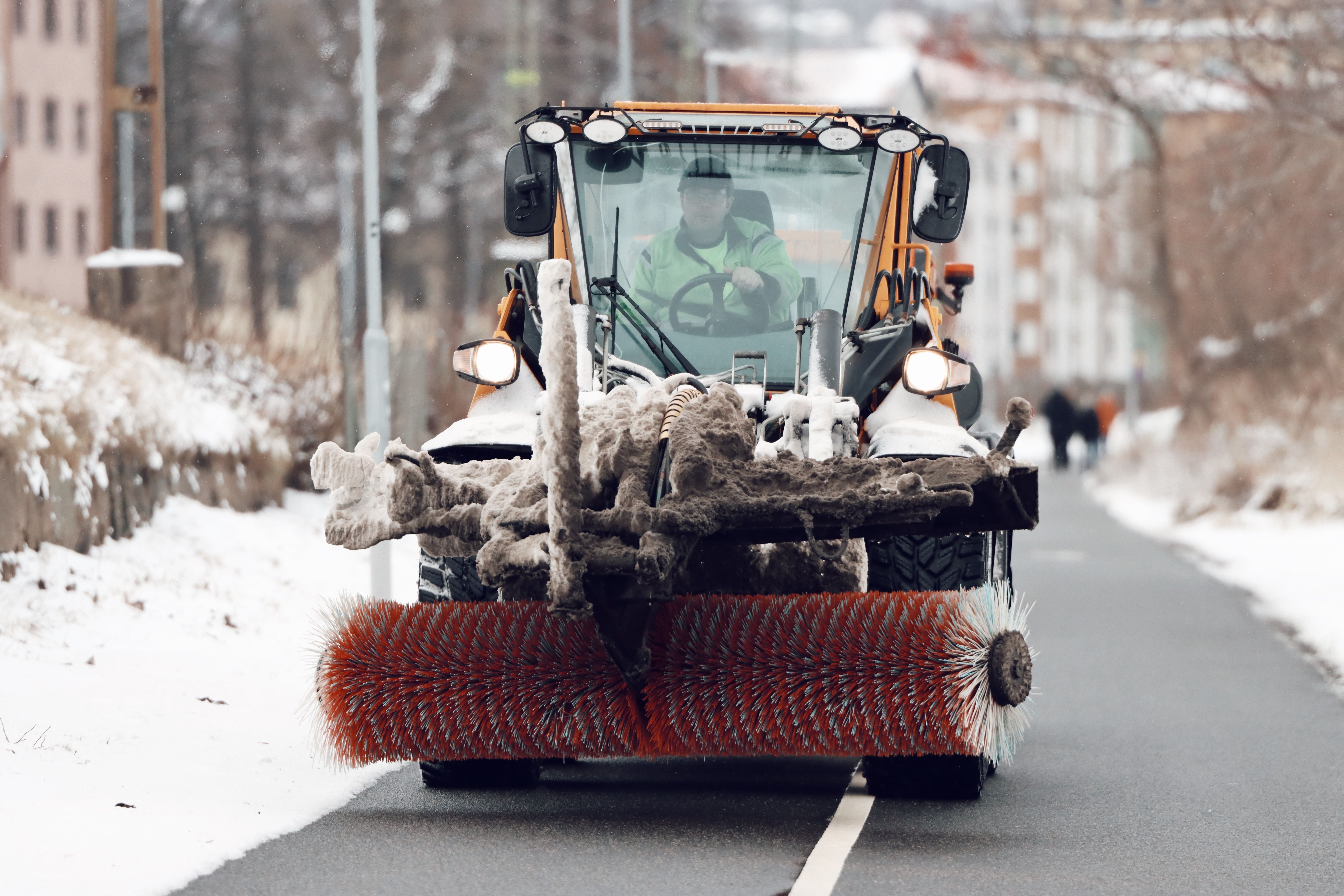 Streets Maintenance and Repairs — Photo by Efrem  Efre on Pexels