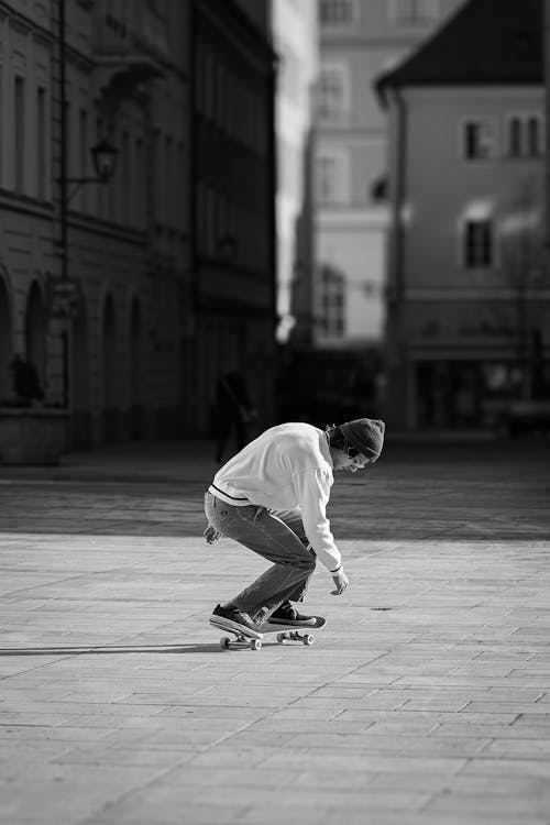 Δωρεάν στοκ φωτογραφιών με skateboarding, άνδρας, ασπρόμαυρο