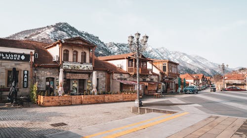 Ingyenes stockfotó épületek, Grúzia, hegyek témában