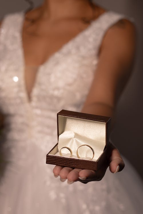 Immagine gratuita di anelli, donna, nozze