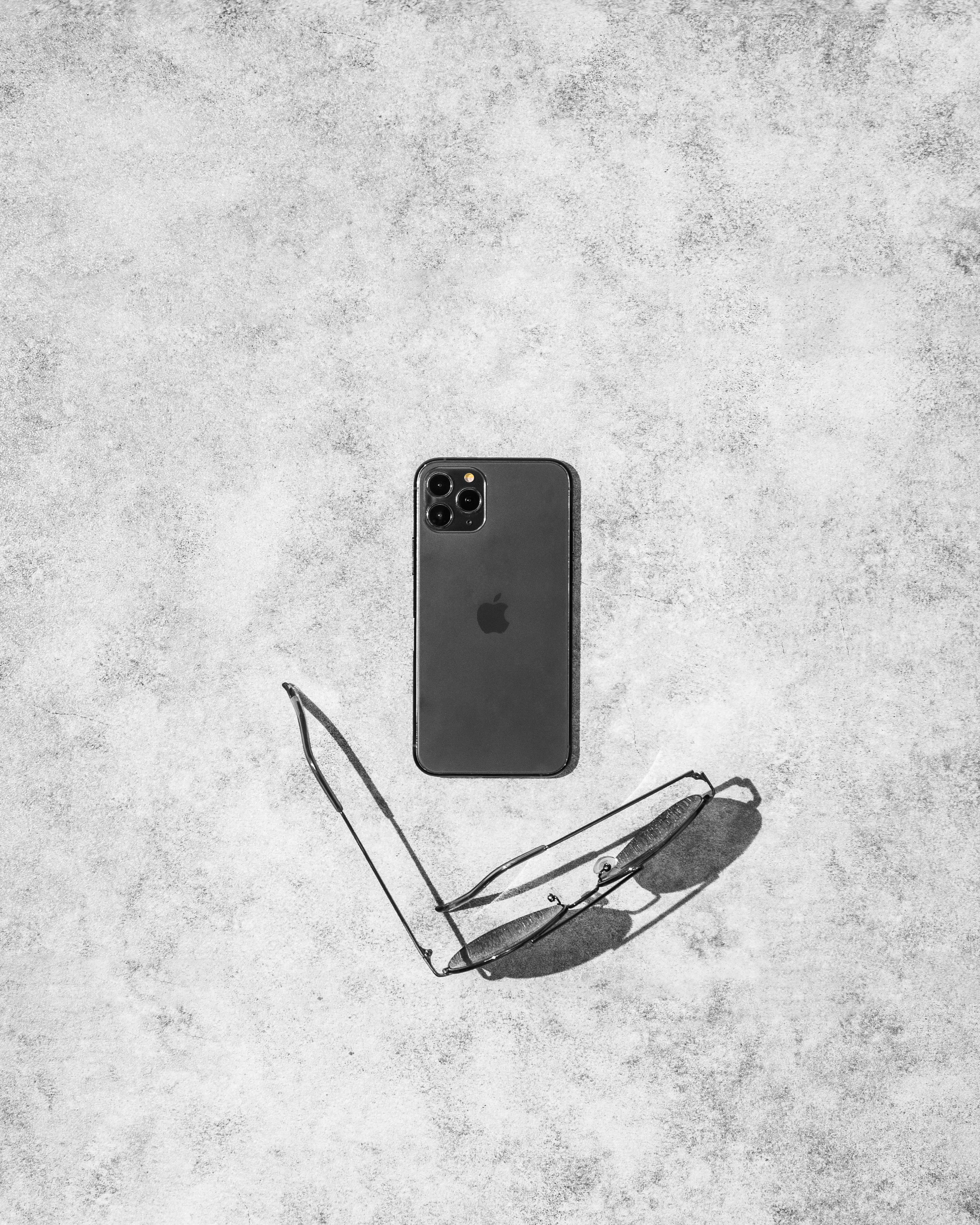 бесплатная Бесплатное стоковое фото с iphone, аксессуар, вертикальный выстрел Стоковое фото