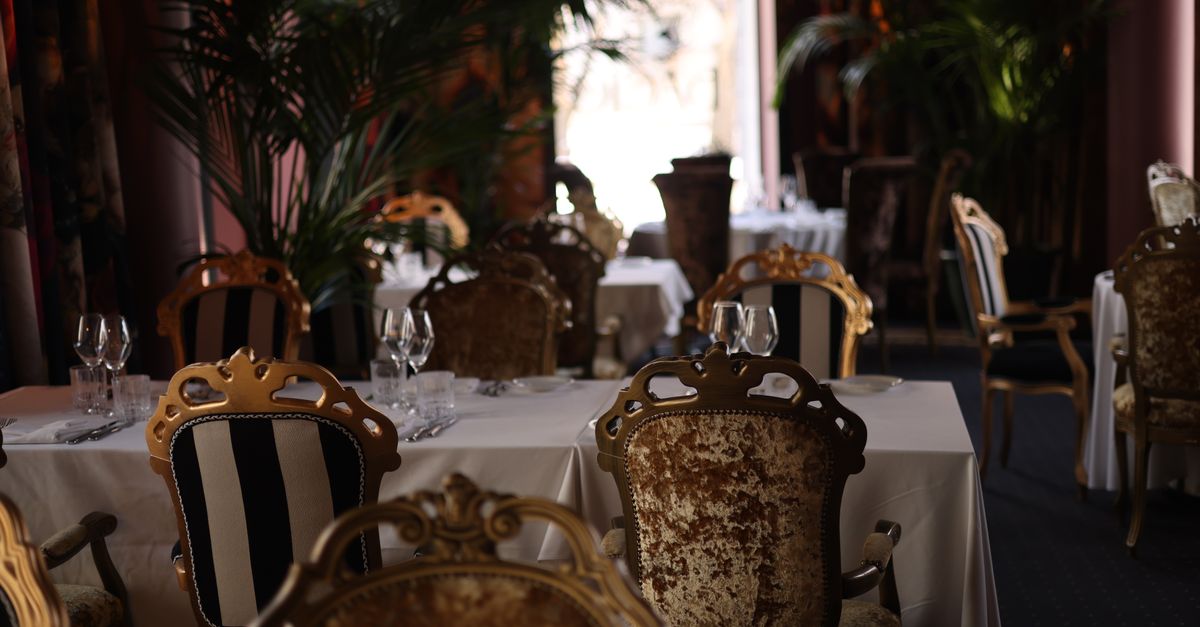 The Aurelia Table