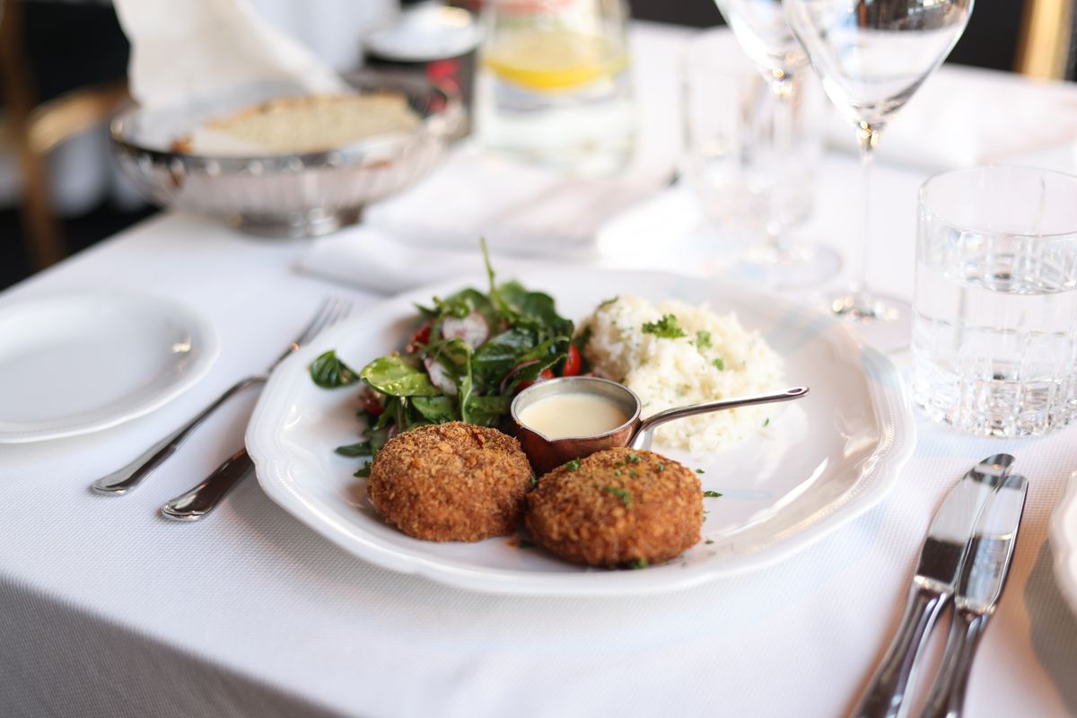 Crab cakes