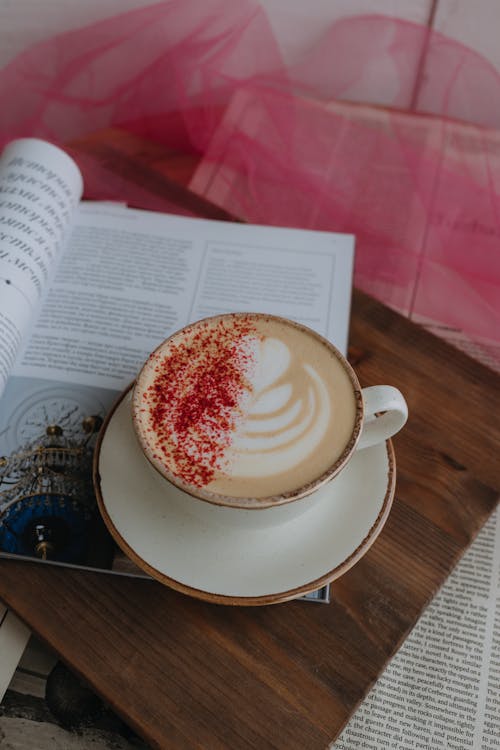 Gratis arkivbilde med cappuccino, froth art, høy vinkel visning