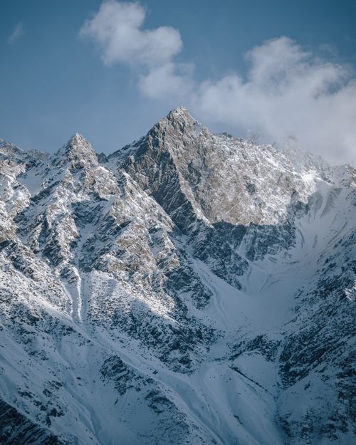 Free Capture of stunning snowcapped mountain peaks in Skardu under a clear blue sky. Stock Photo