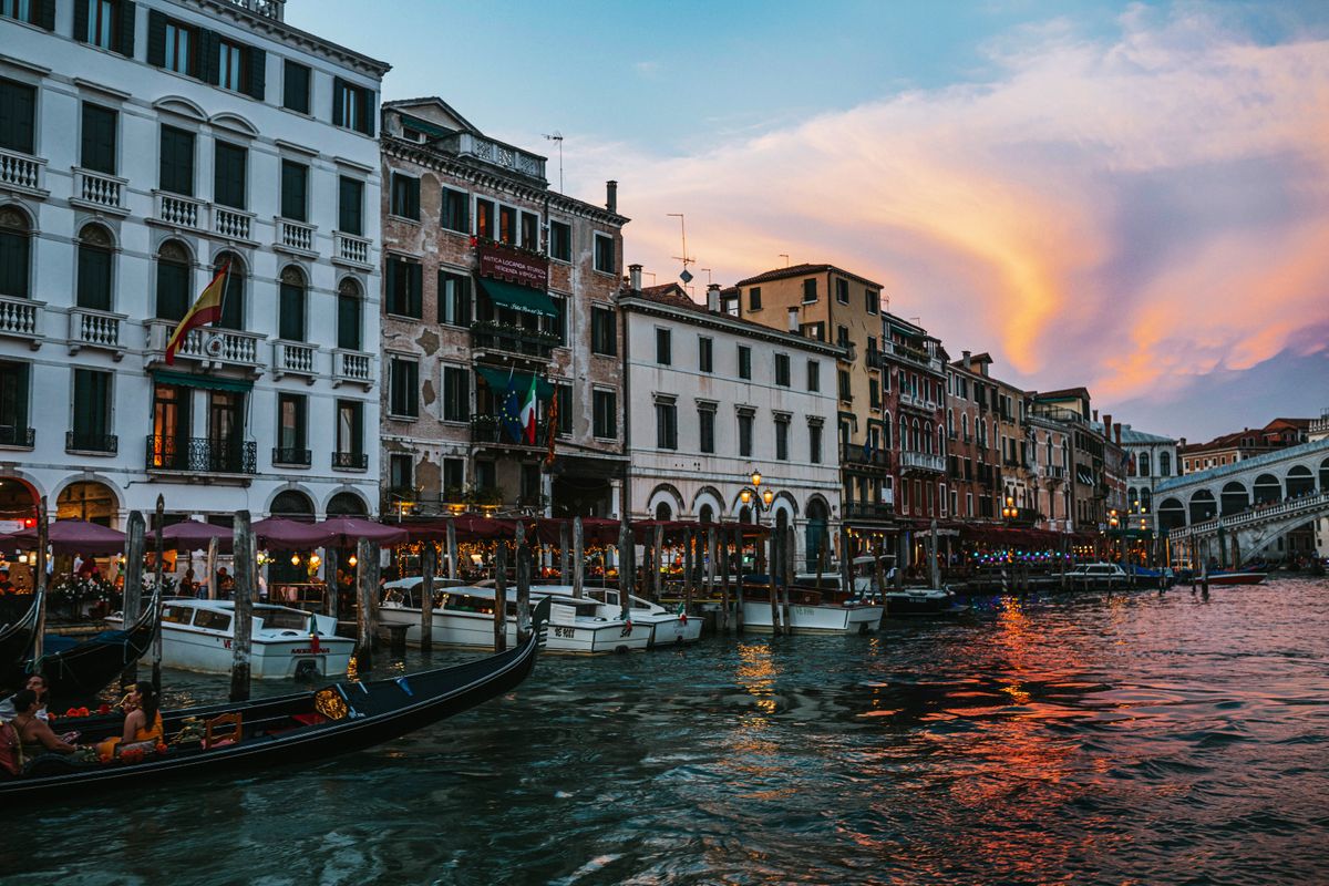 Rialto Bridge Photos, Download The BEST