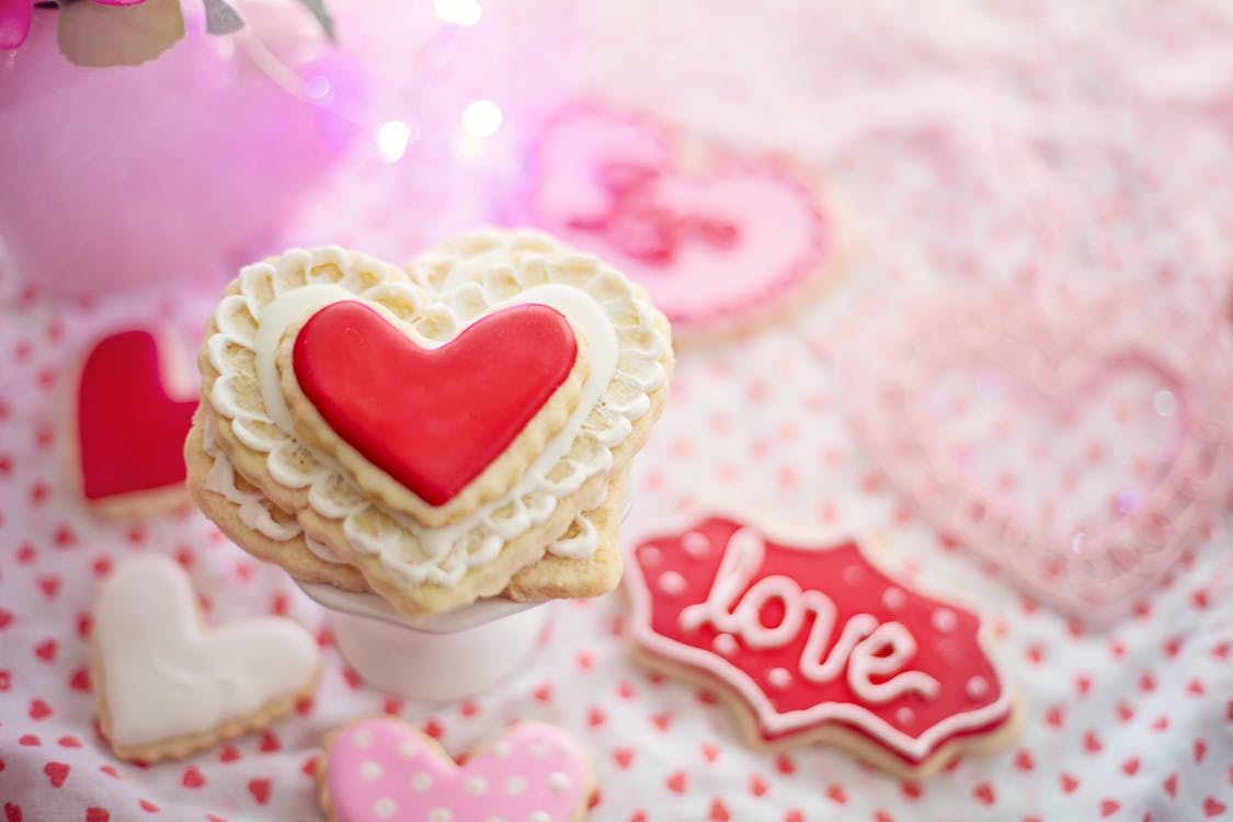 Aşk, kalp, kurabiyeler içeren Ücretsiz stok fotoğraf