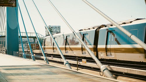 기차, 다리, 대중교통의 무료 스톡 사진