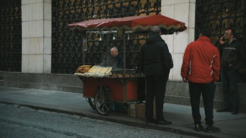 Imagine de stoc gratuită din bărbați, clădire, curcan