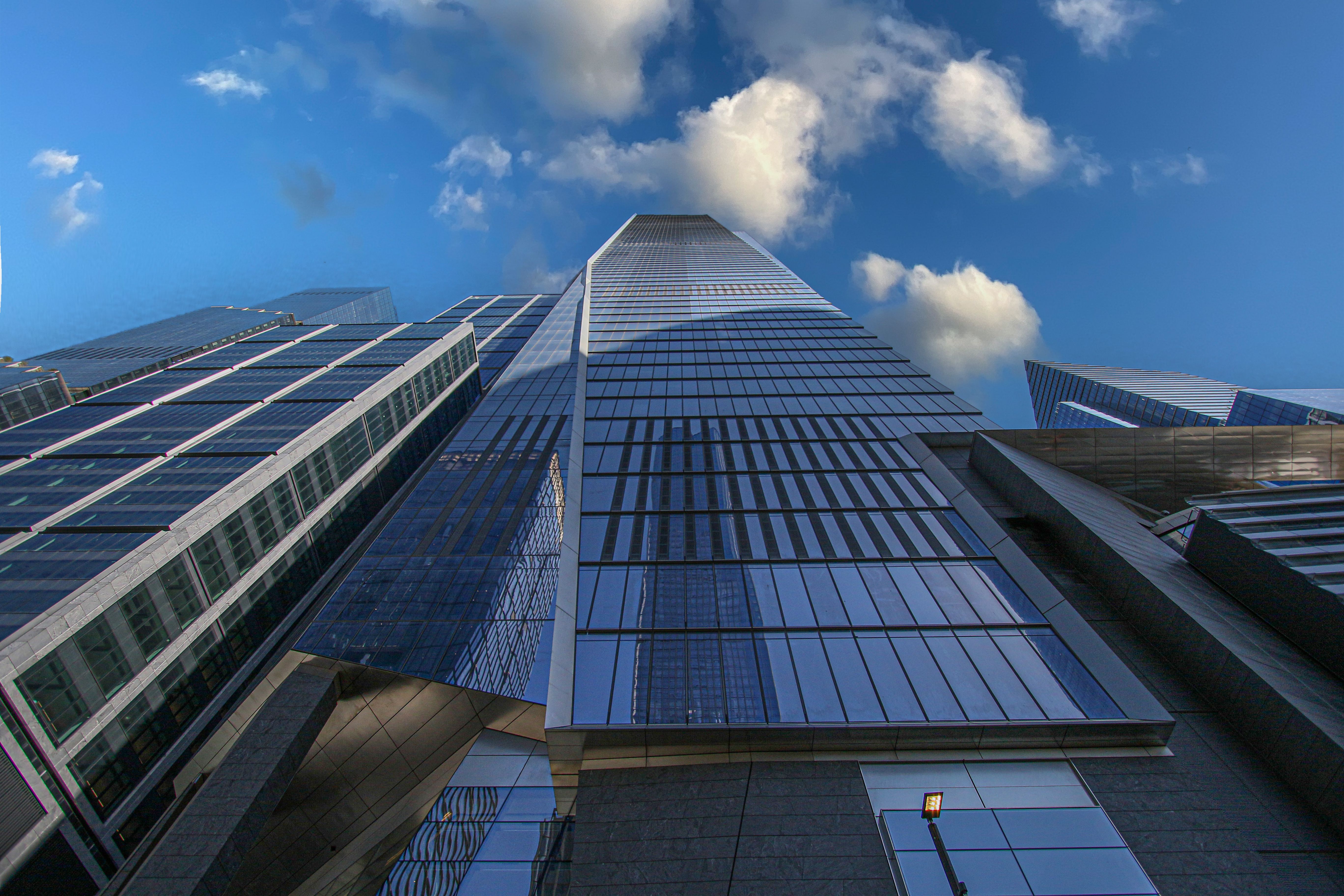 Low Angle Shot of Tall Skyscraper · Free Stock Photo