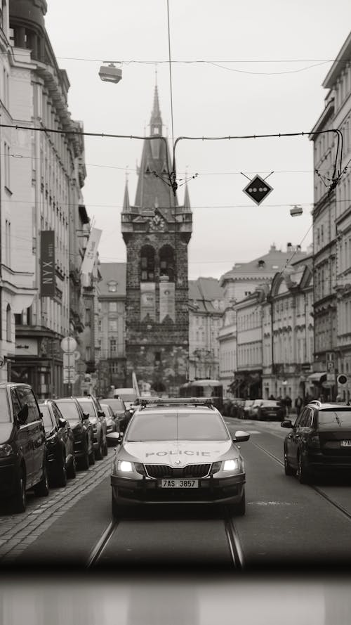 Free A Police Car in a City Stock Photo