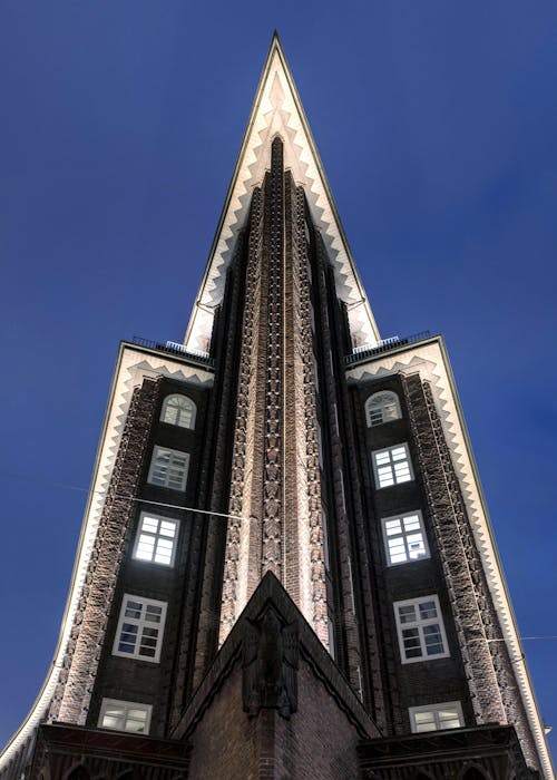Безкоштовне стокове фото на тему «chilehaus, Будівля, вертикальні постріл»