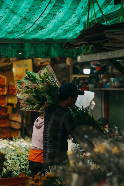 Kostenloses Stock Foto zu blumen, blumenhändler, gehen