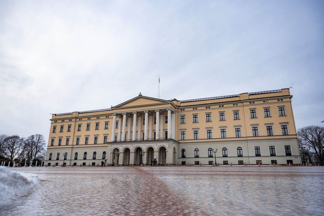 Royal Palace In Oslo Norway Royal Palace Is The Official Residence Of royal-palace-in-oslo-norway-royal-palace-is-the-official-residence-of