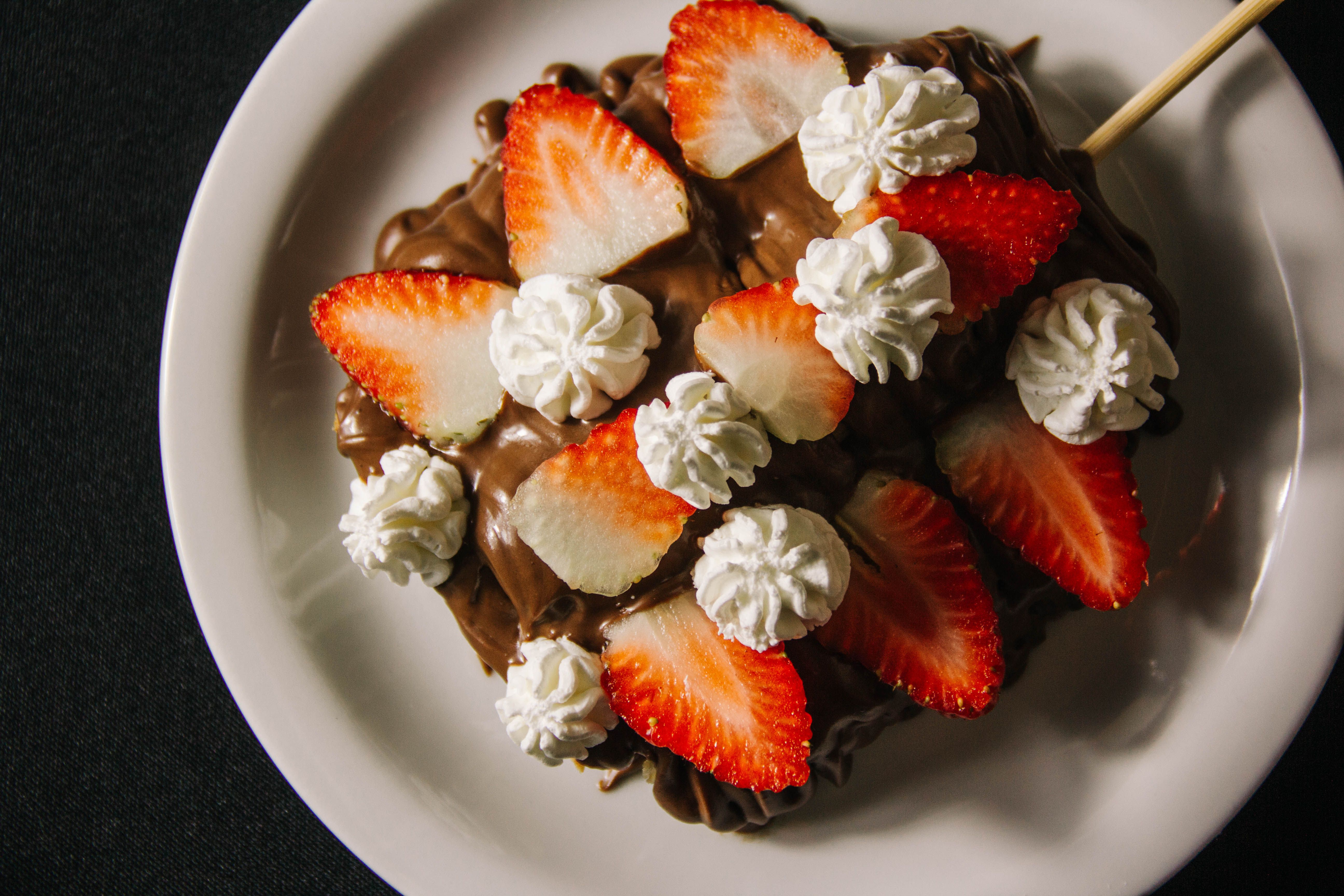 Salted-Caramel Strawberry Cheesecake and Fresh Berries