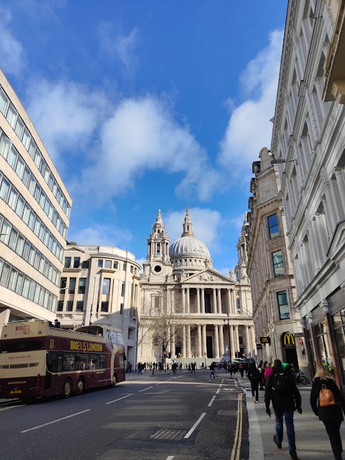 Kostnadsfri bild av byggnader, england, fotgängare