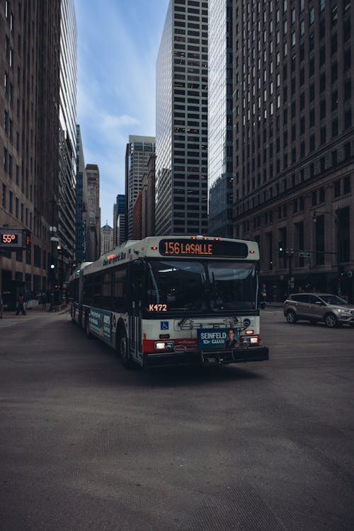 Bus in Chicago Downtown