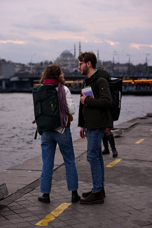 Fotos de stock gratuitas de chaquetas, ciudad, ciudades